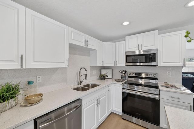 8149 PORTULACA AVENUE, Seminole, FL 33777