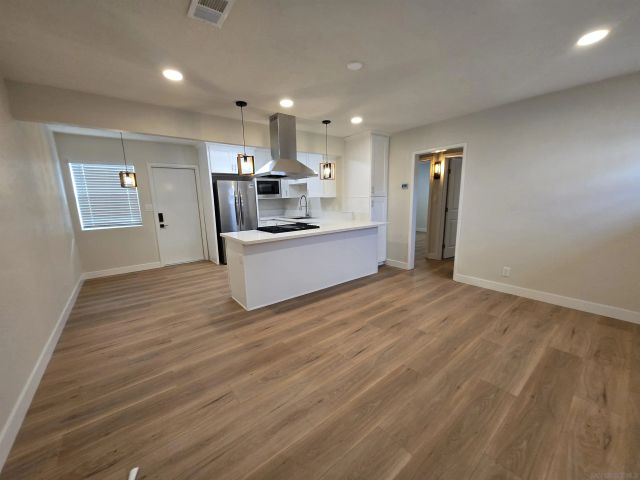 2132 E 5th ST, National City, CA 91950