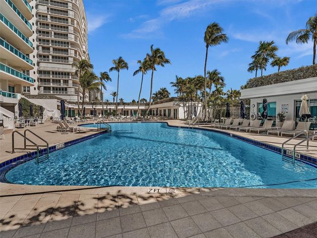 10101 Collins Ave 18C + CABANA, Bal Harbour, FL 33154