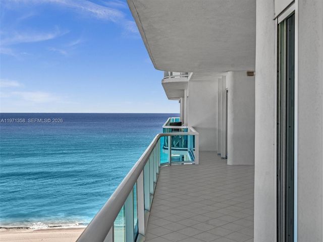 10101 Collins Ave 18C + CABANA, Bal Harbour, FL 33154