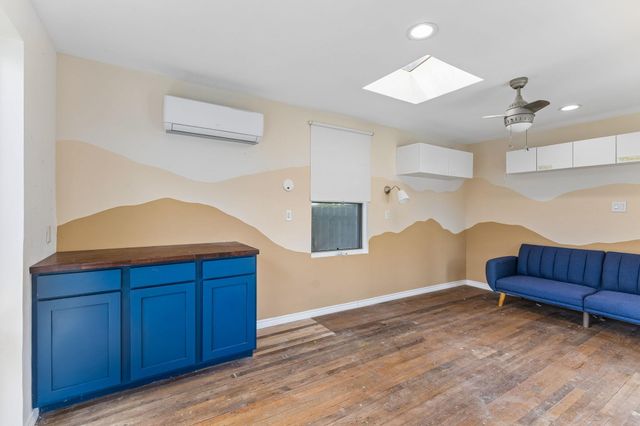 1501 Quail Crest DR, Austin, TX 78758