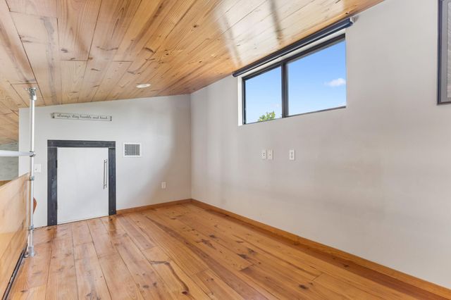 1501 Quail Crest DR, Austin, TX 78758