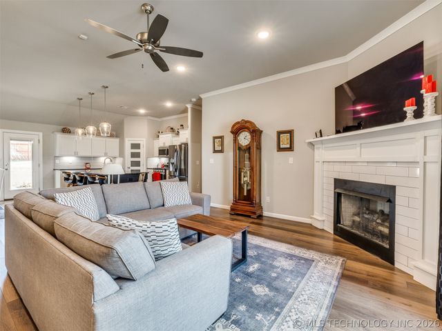 6316 E 146th Street S, Bixby, OK 74008