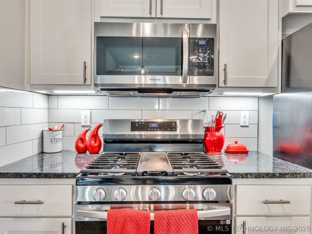 6316 E 146th Street S, Bixby, OK 74008