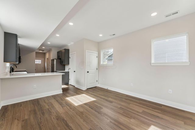 697 Miller Avenue, Columbus, OH 43205