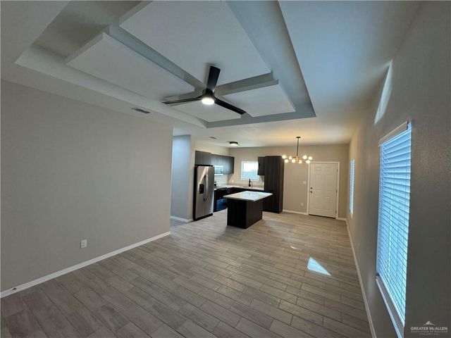 219 W Diamond Avenue, Alton, TX 78573