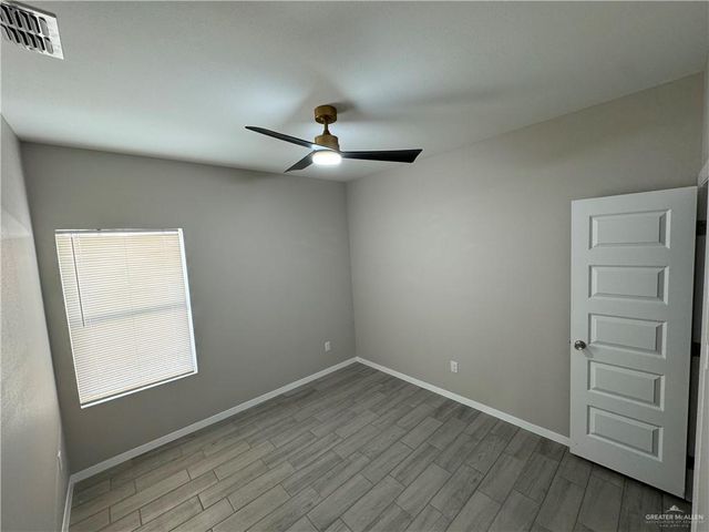 219 W Diamond Avenue, Alton, TX 78573
