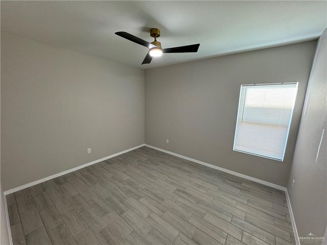 219 W Diamond Avenue, Alton, TX 78573