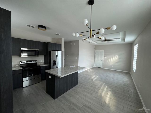 219 W Diamond Avenue, Alton, TX 78573