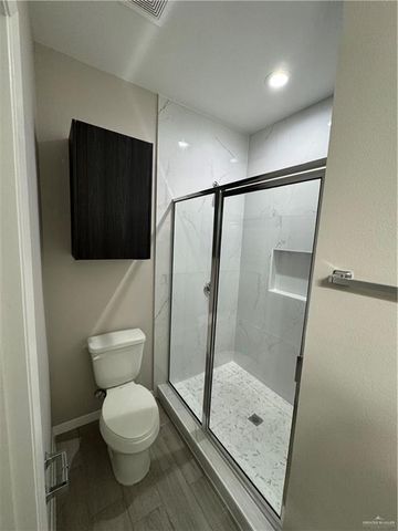 219 W Diamond Avenue, Alton, TX 78573
