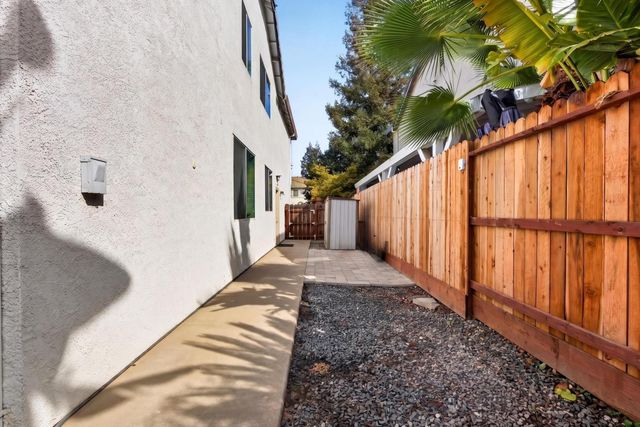 2349 Medallion Way, Lodi, CA 95242