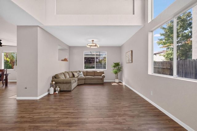 2349 Medallion Way, Lodi, CA 95242