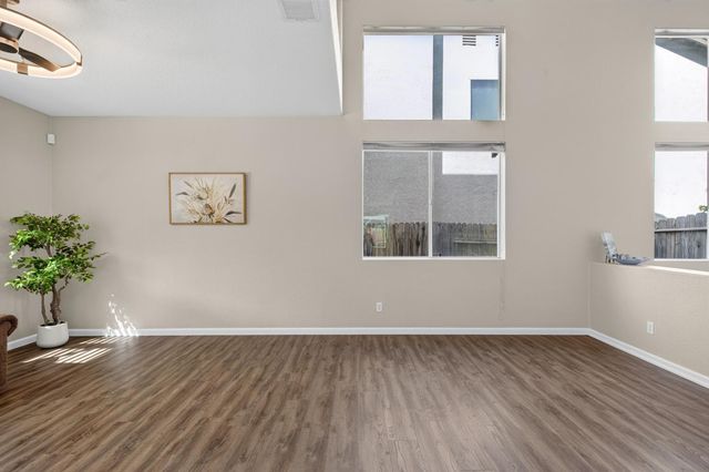 2349 Medallion Way, Lodi, CA 95242