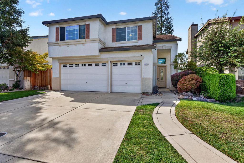 2349 Medallion Way, Lodi, CA 95242