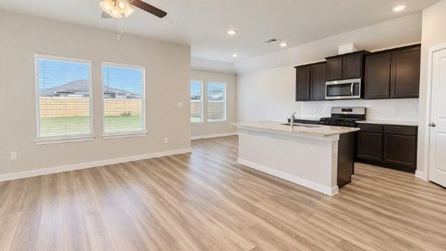 2677 Eltonne Garden Dr, Corpus Christi, TX 78415