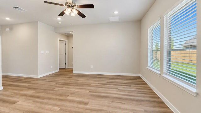 2677 Eltonne Garden Dr, Corpus Christi, TX 78415
