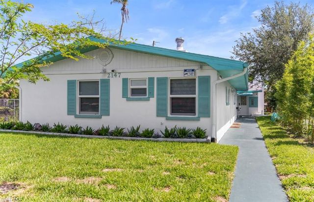 2147 Washington AVE B, Naples, FL 34112