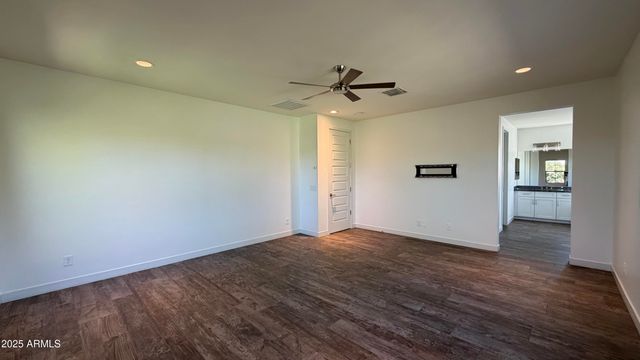 4536 E WALTER Way, Phoenix, AZ 85050