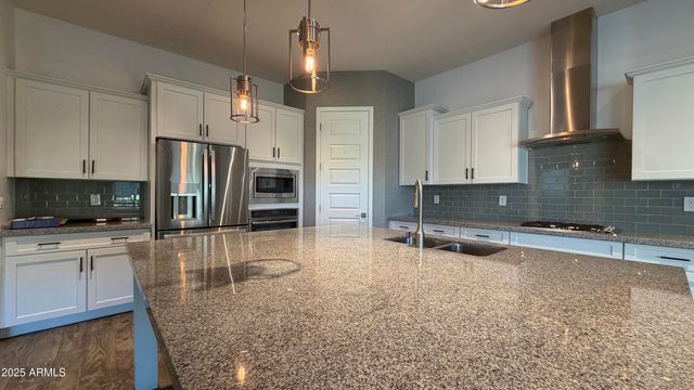 4536 E WALTER Way, Phoenix, AZ 85050