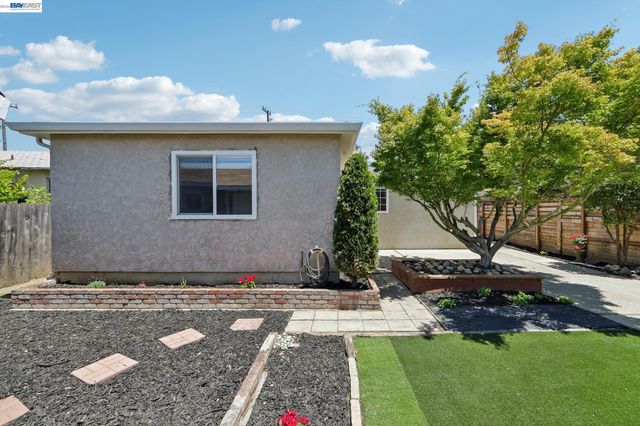 33741 12Th St, Union City, CA 94587