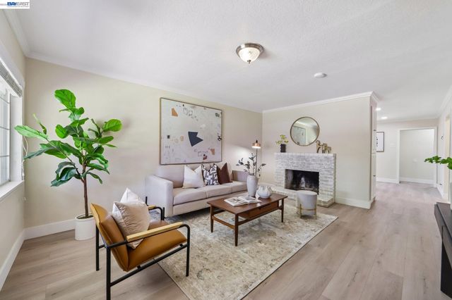 33741 12Th St, Union City, CA 94587