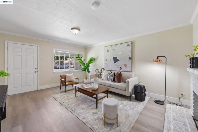 33741 12Th St, Union City, CA 94587