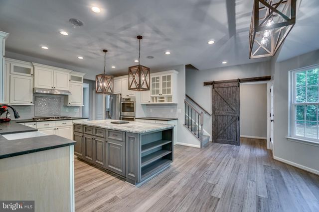 5347 HILLSIDE DR, Warrenton, VA 20187