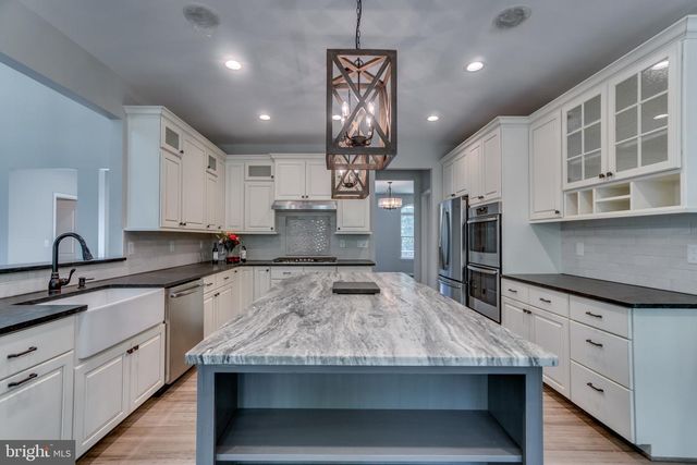 5347 HILLSIDE DR, Warrenton, VA 20187