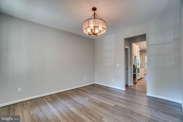 5347 HILLSIDE DR, Warrenton, VA 20187