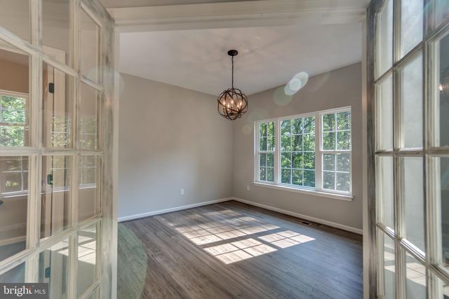 5347 HILLSIDE DR, Warrenton, VA 20187