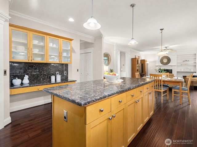 22428 SE 280th Place, Maple Valley, WA 98038