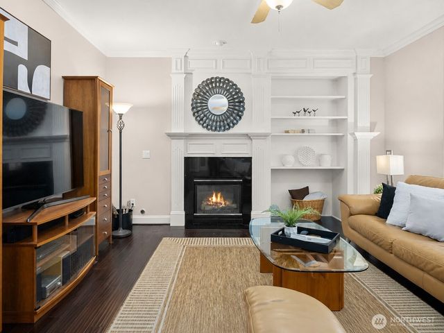 22428 SE 280th Place, Maple Valley, WA 98038