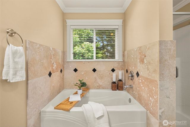 22428 SE 280th Place, Maple Valley, WA 98038