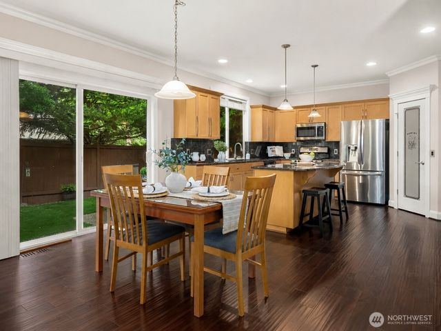 22428 SE 280th Place, Maple Valley, WA 98038