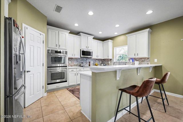 8131 BROWARD COVE Road, Jacksonville, FL 32218