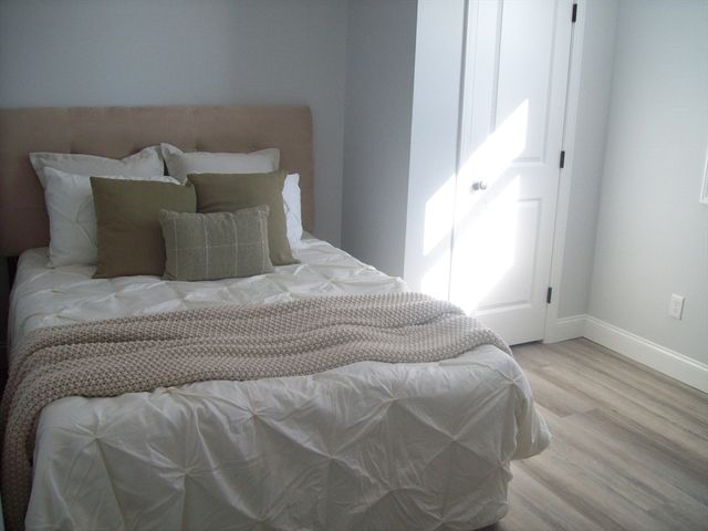 33 Hodges Avenue, Somerset, MA 02725