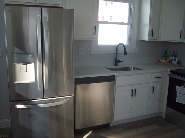 33 Hodges Avenue, Somerset, MA 02725