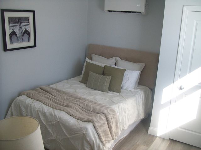 33 Hodges Avenue, Somerset, MA 02725