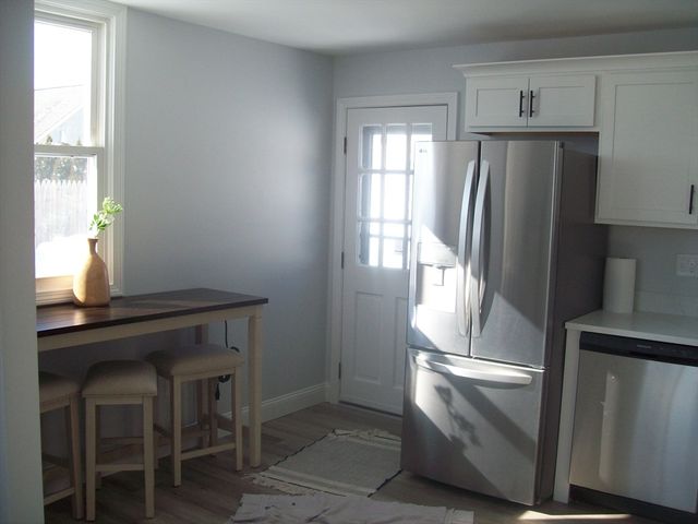 33 Hodges Avenue, Somerset, MA 02725