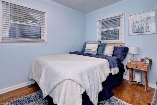 143 Longfellow DR, Newport News, VA 23602