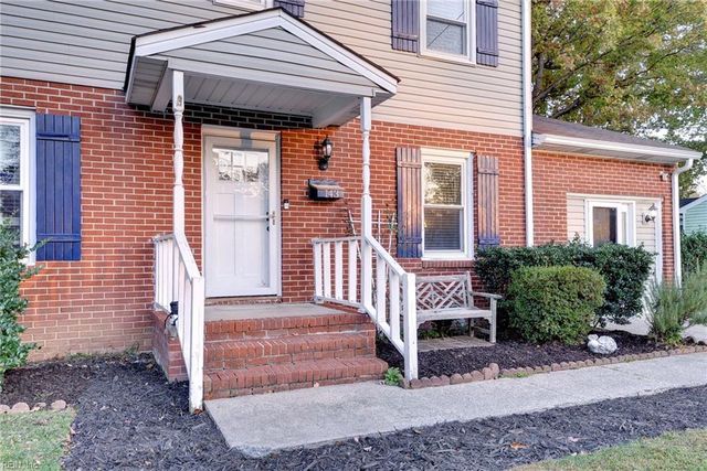 143 Longfellow DR, Newport News, VA 23602