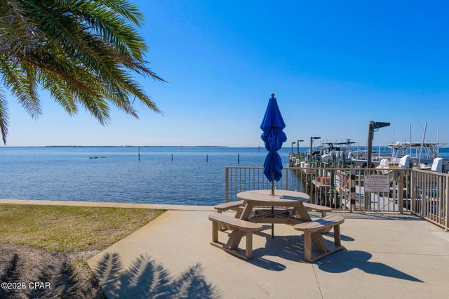 2100 W Beach Drive D101, Panama City, FL 32401