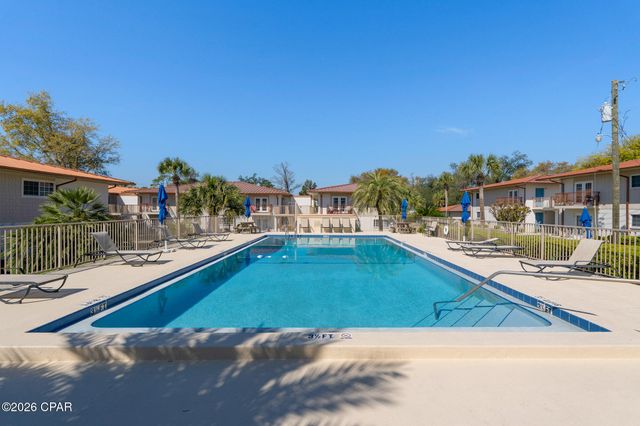 2100 W Beach Drive D101, Panama City, FL 32401