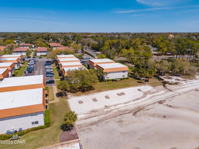 2100 W Beach Drive D101, Panama City, FL 32401