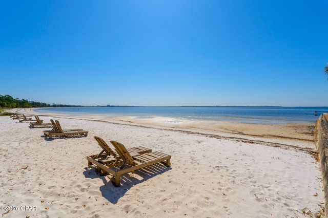 2100 W Beach Drive D101, Panama City, FL 32401