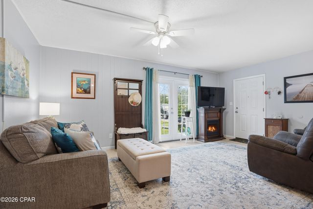 2100 W Beach Drive D101, Panama City, FL 32401