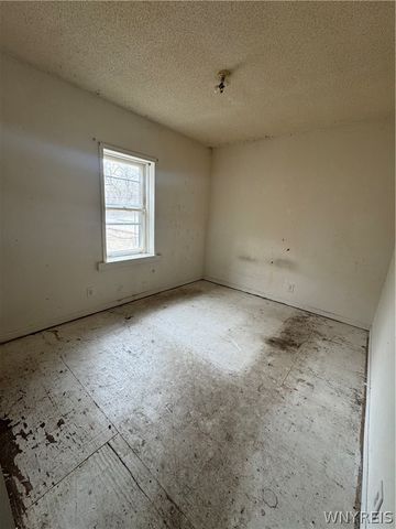 1314 Niagara Street, Niagara Falls, NY 14303