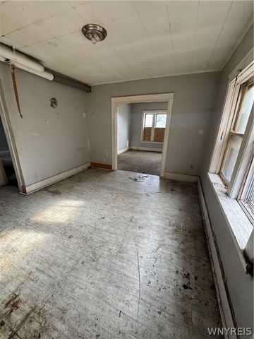 1314 Niagara Street, Niagara Falls, NY 14303