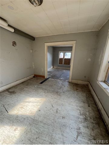 1314 Niagara Street, Niagara Falls, NY 14303