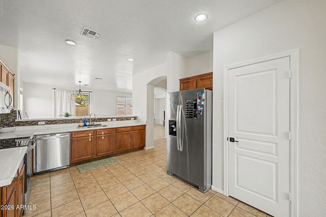 6959 S WILSON Drive, Chandler, AZ 85249